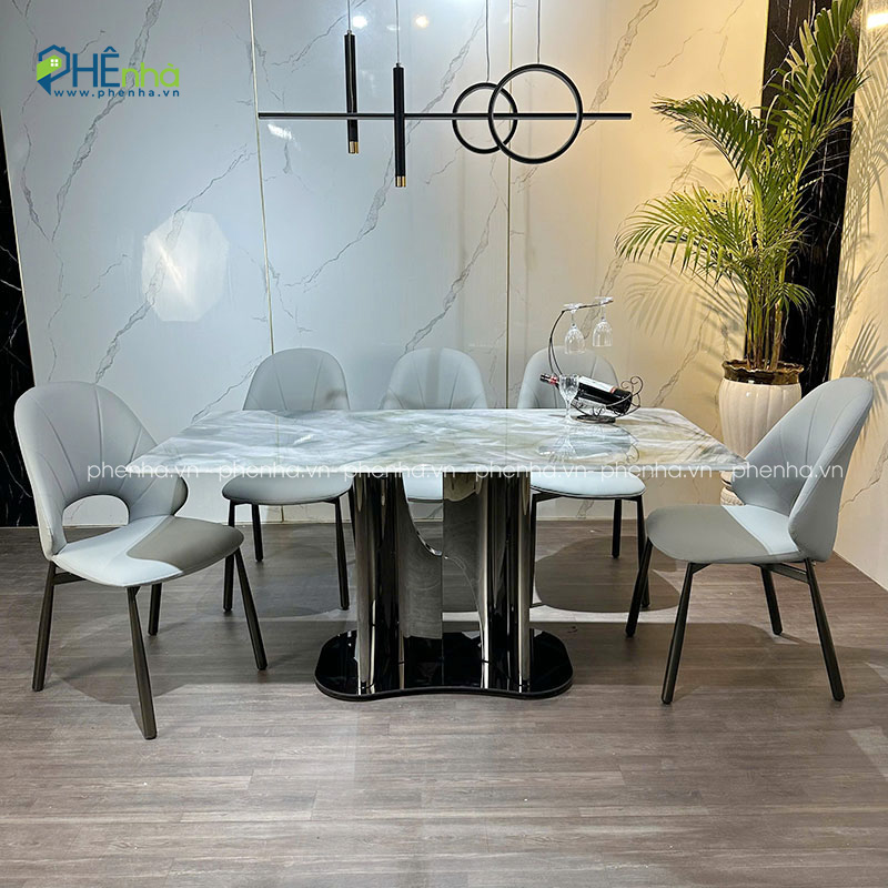 Bàn ghế ăn mặt đá 